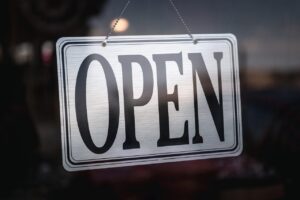 乾燥なのにニキビができるバリア低下のサインの見分け方は？