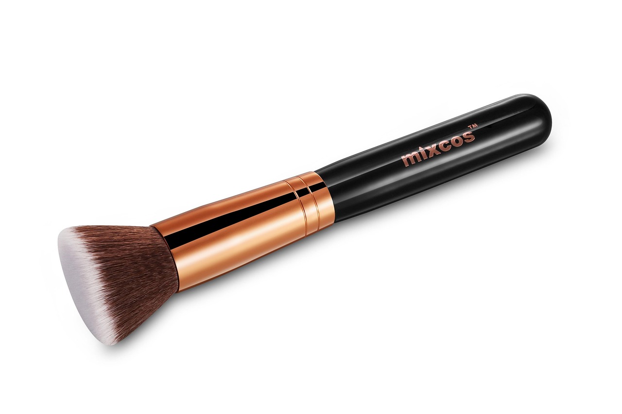 韓国スキンケアで大人ニキビにおすすめの商品は学生向けに使っていい？